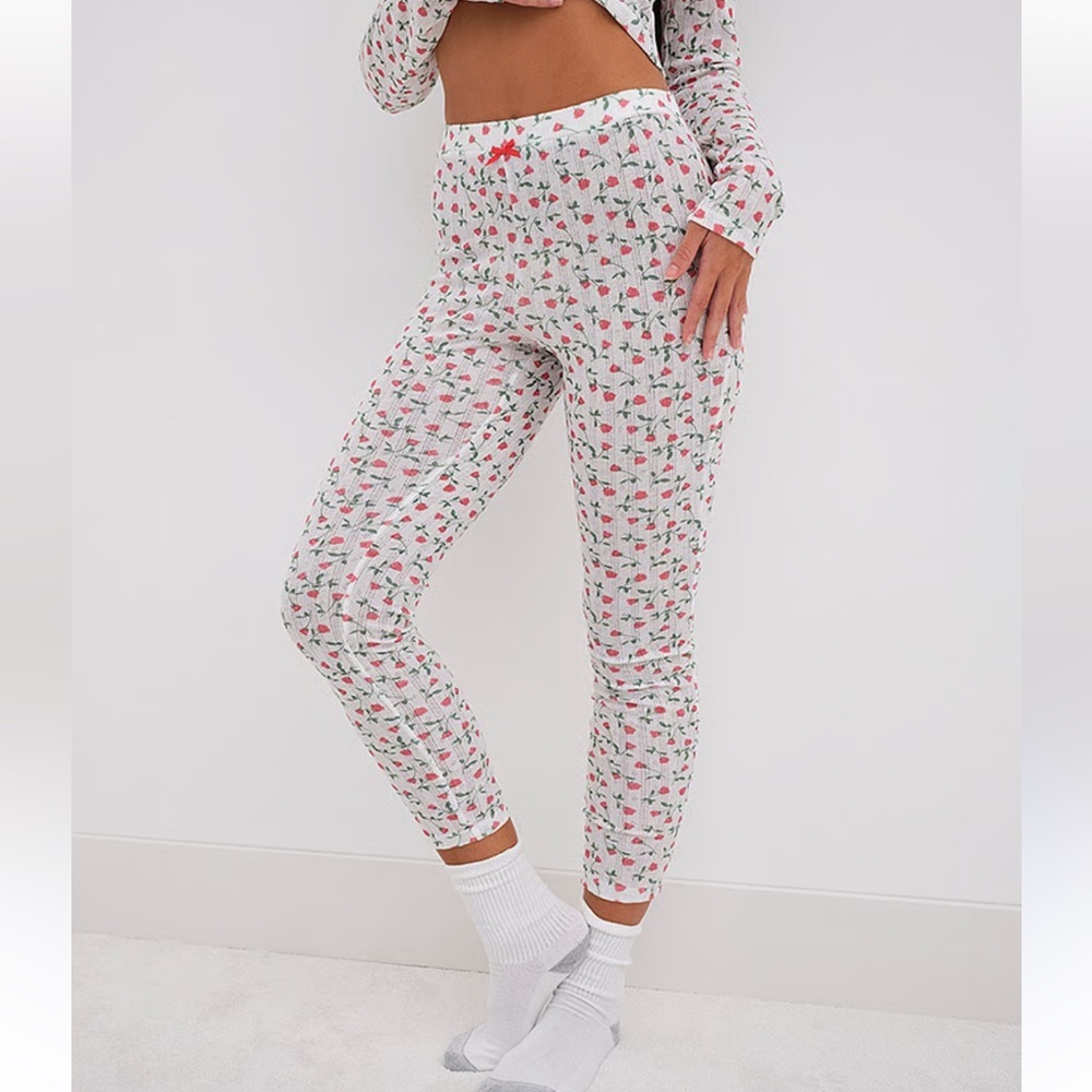 For love and lemons XS White and Red Floral Pants